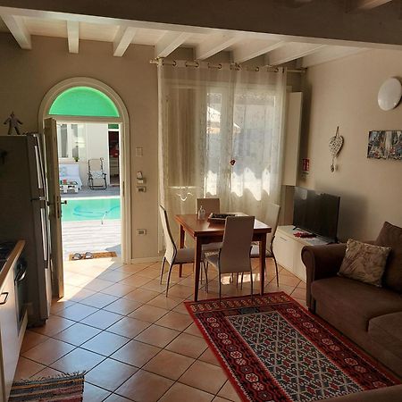 Borgo Vecchio *Dream* Apartment Lonato Bagian luar foto