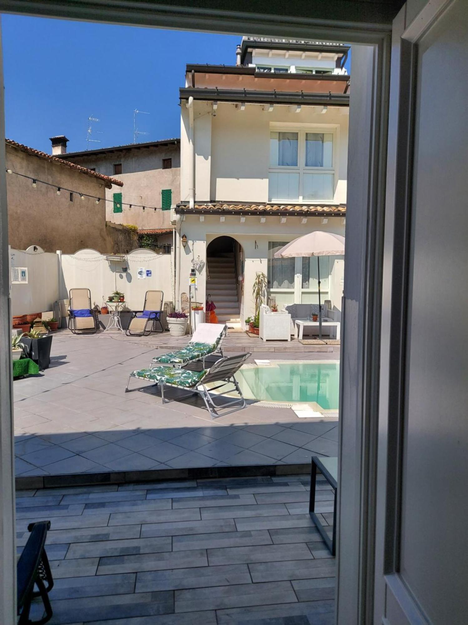 Borgo Vecchio *Dream* Apartment Lonato Bagian luar foto